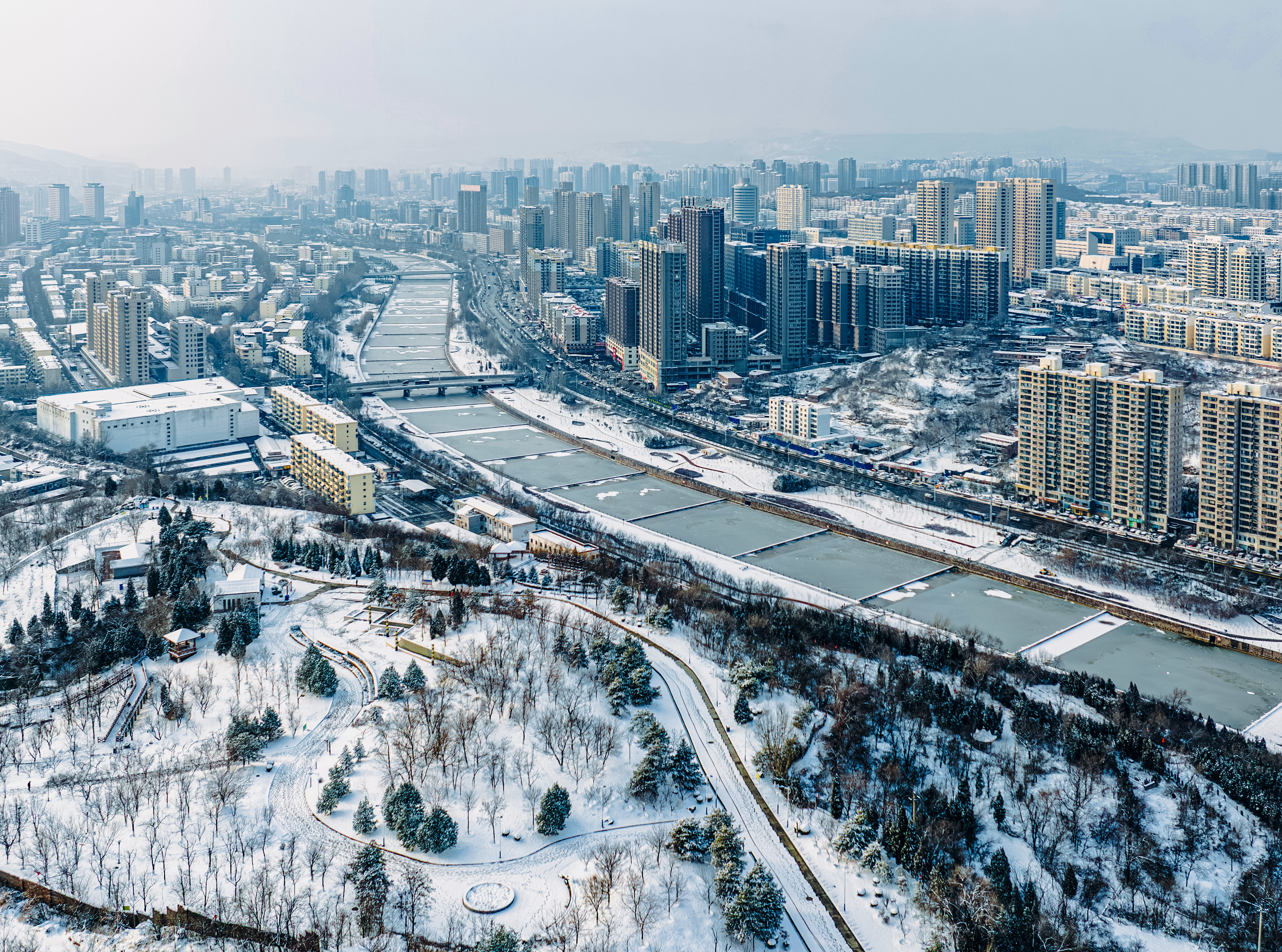 ./ywdt/tpxw/202512/t20251215_2148168.shtml