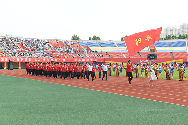 阳泉代表团入场(1553657)-20260809121350.jpg